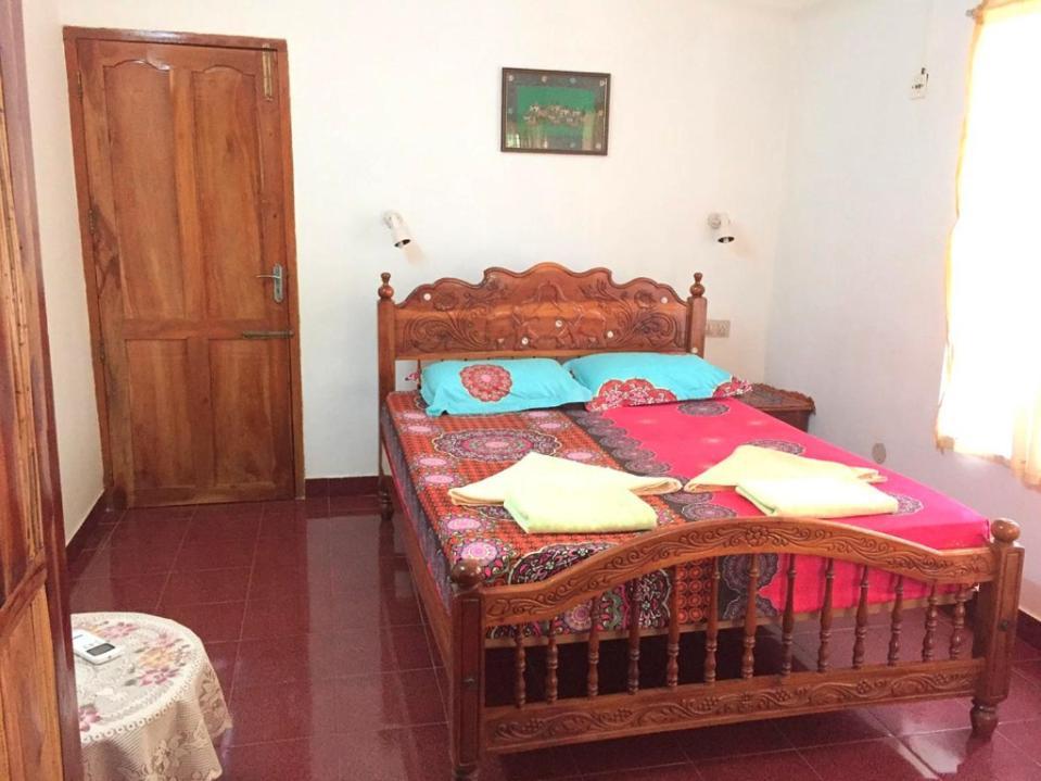 Ganesh House Homestay Kovalam Bagian luar foto